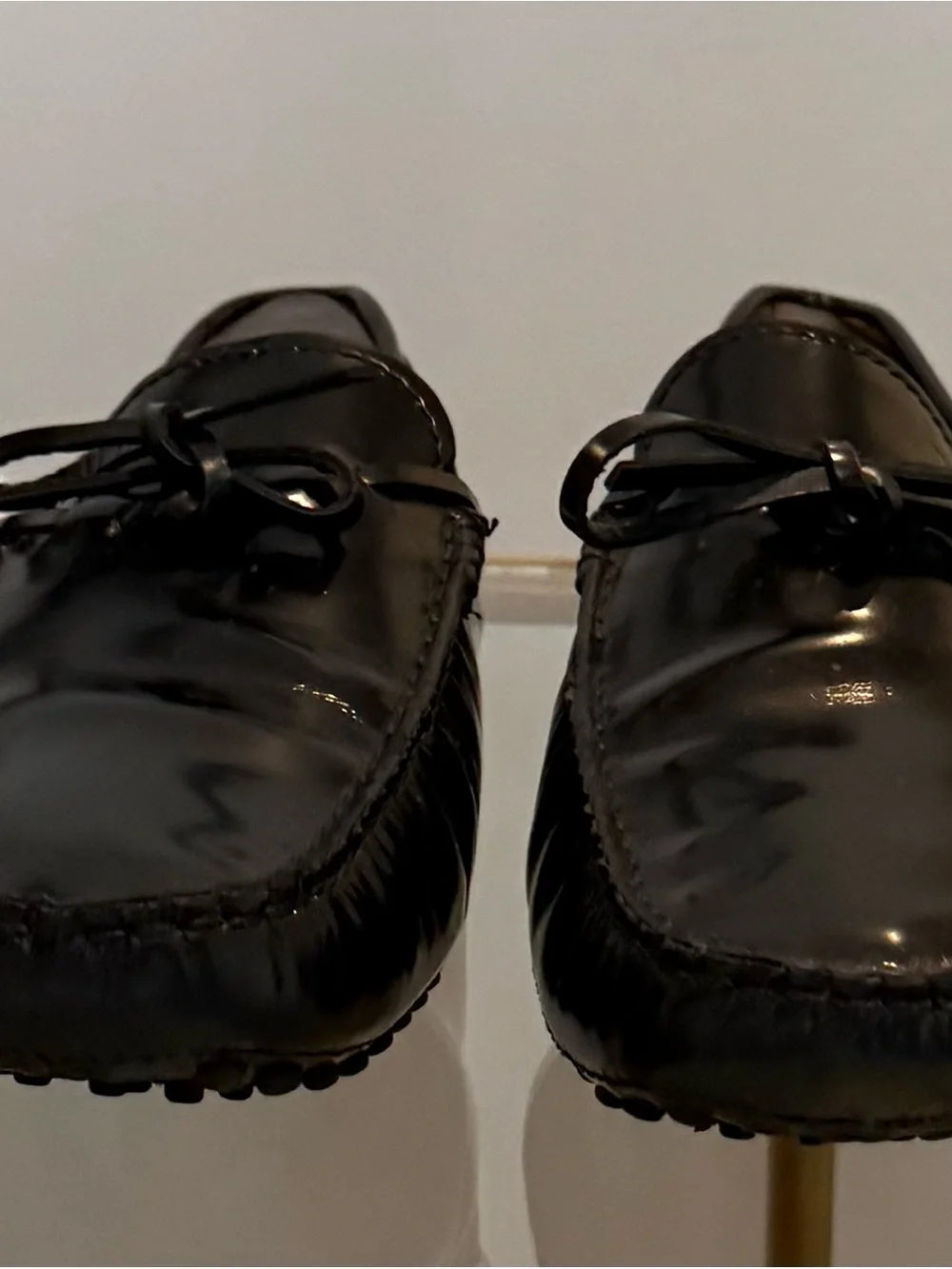 Tod's Black Leather Tassel-Detail Driving Loafers